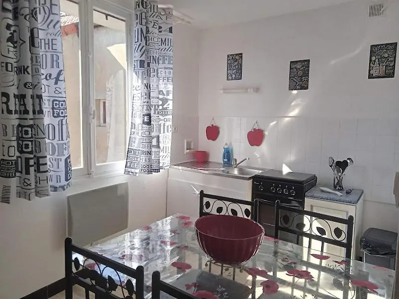 Appartement le labyrinthe du peintre Bransat France